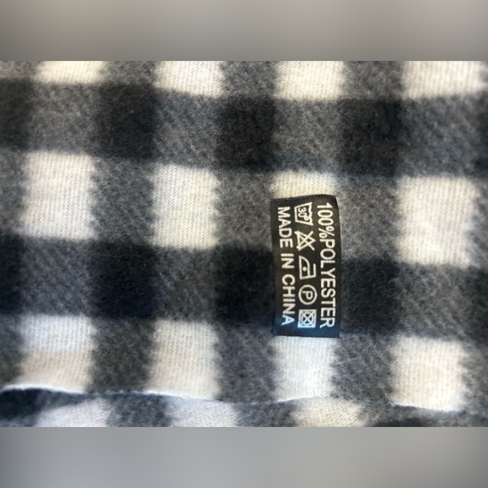 Scarf - Picture 4 of 4